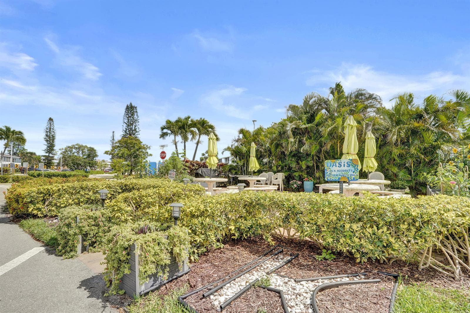 2049 Lyndhurst, Deerfield Beach FL 33442 photo 2