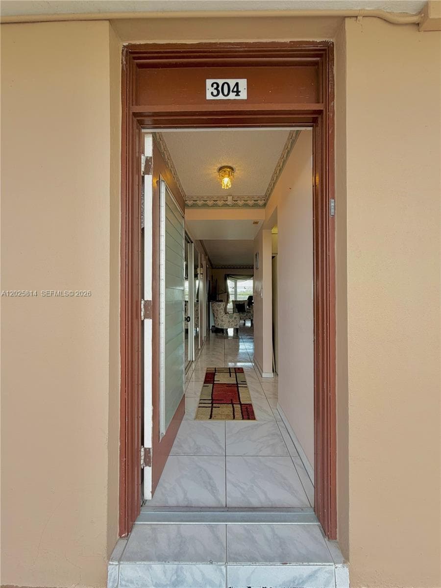 2901 NW 46th Ave # 304, Lauderdale Lakes FL 33313 photo 3