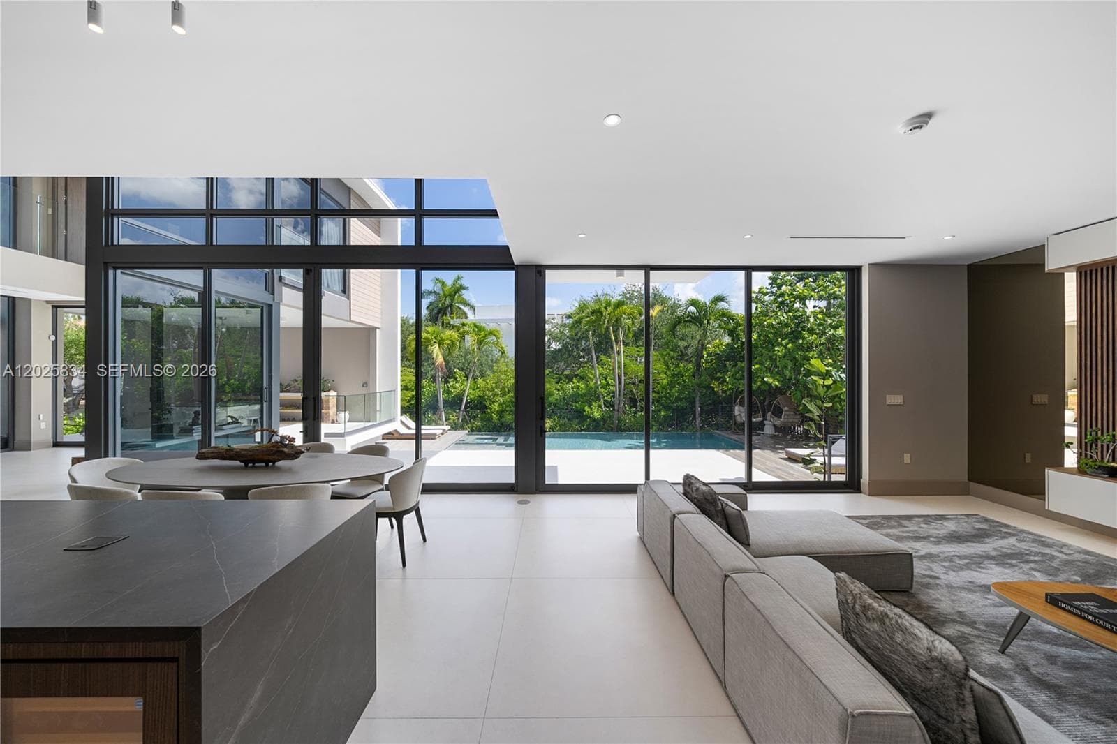 571 Glenridge Rd, Key Biscayne FL 33149 photo 5