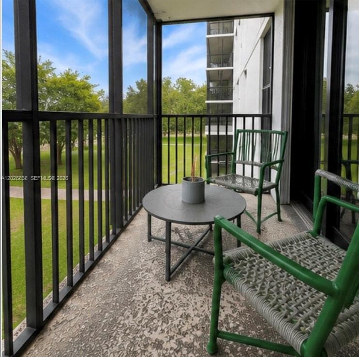 3401 N Country Club Dr # 307, Aventura FL 33180 photo 2