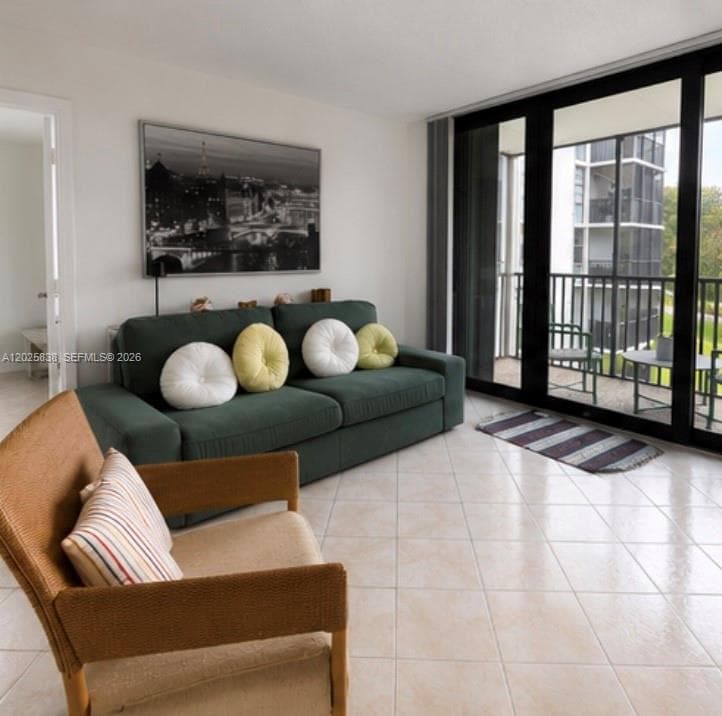 3401 N Country Club Dr # 307, Aventura FL 33180 photo 3