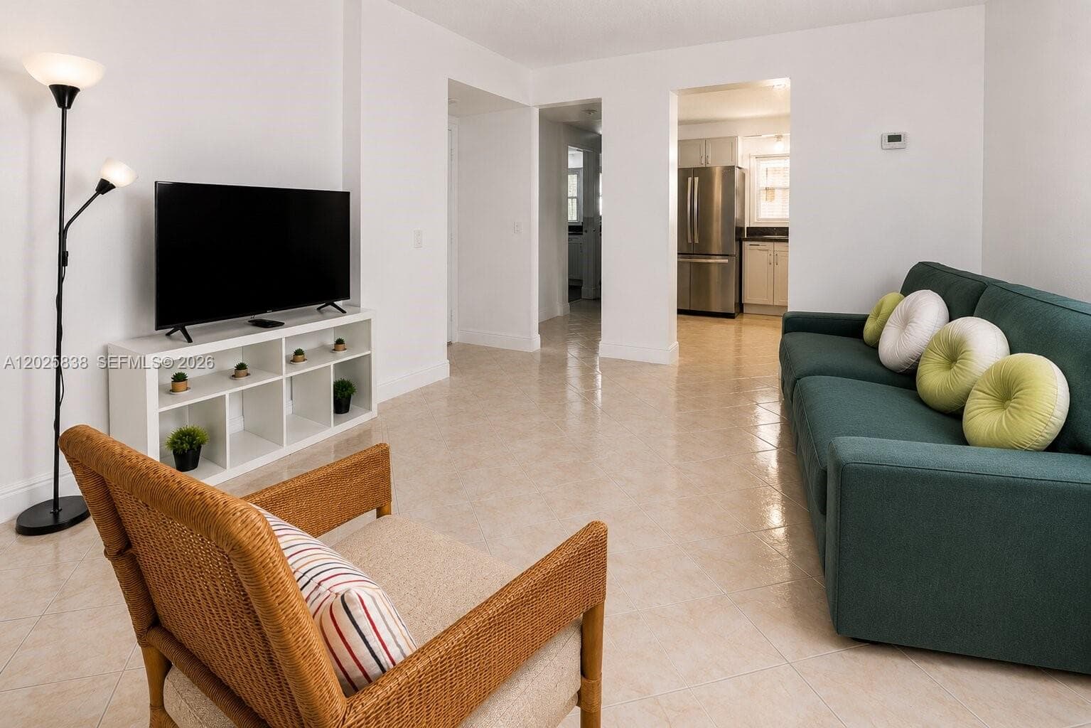 3401 N Country Club Dr # 307, Aventura FL 33180 photo 5