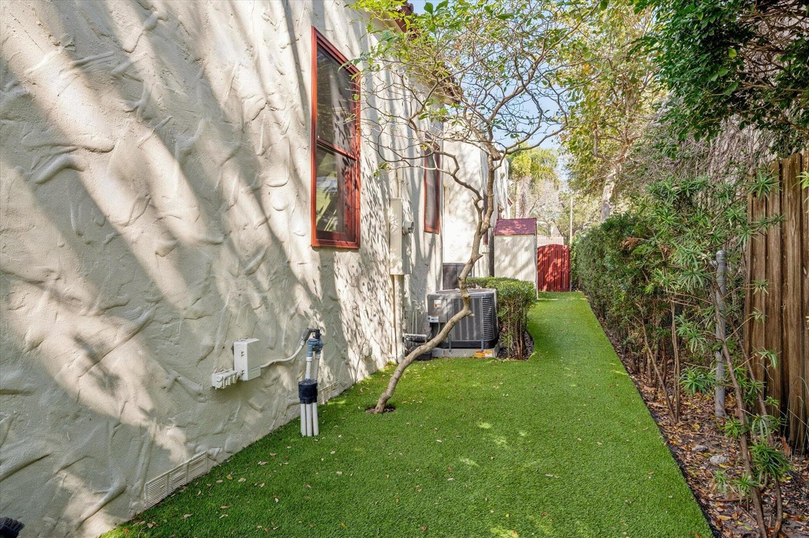 704 SE 8th Street, Fort Lauderdale FL 33316 photo 4