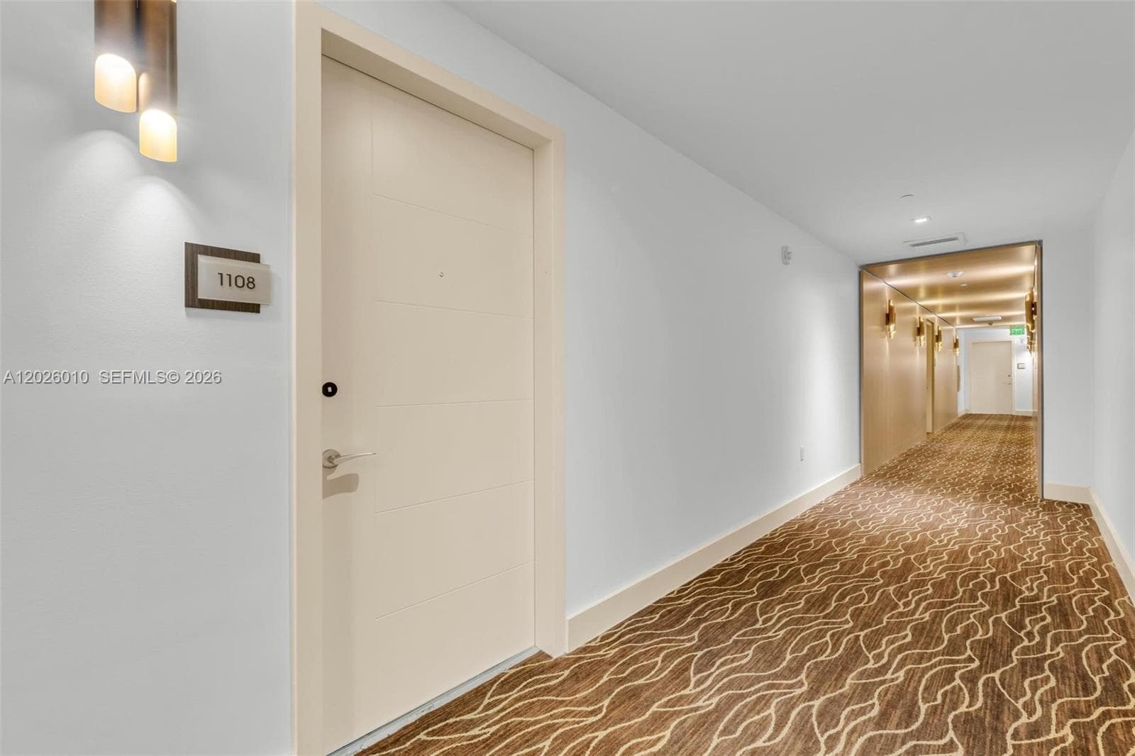 2960 NE 207th St # 1108, Aventura FL 33180 photo 2