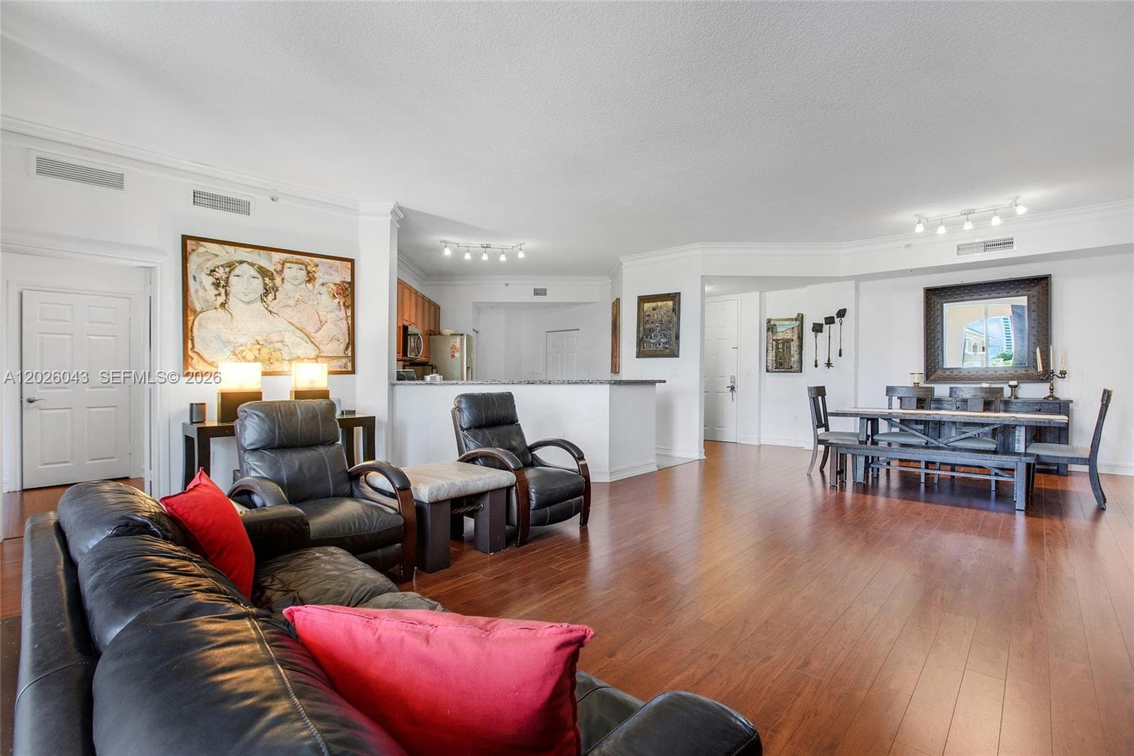 3001 NE 185th St # 610, Aventura FL 33180 photo 4