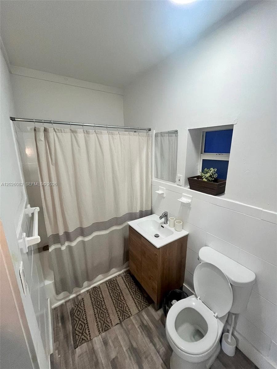 1845 NW 114th St # 0, Miami, FL 33167 photo 4