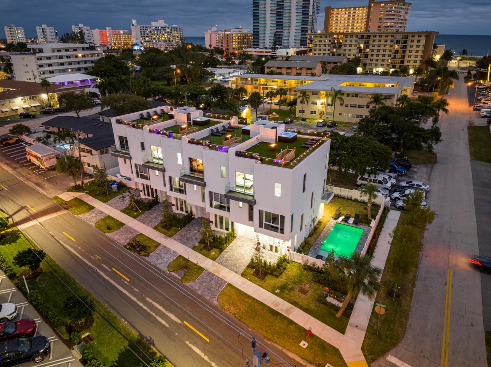 1006 N Riverside Drive, Pompano Beach FL 33062 photo 2