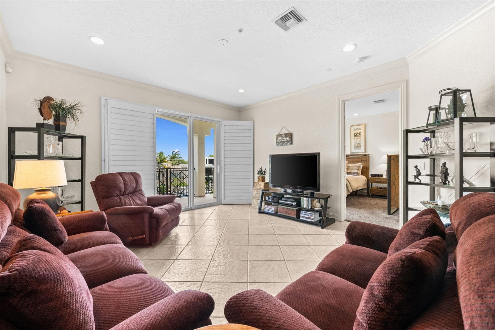 2720 NE 15th Street # 303, Fort Lauderdale FL 33304 photo 4