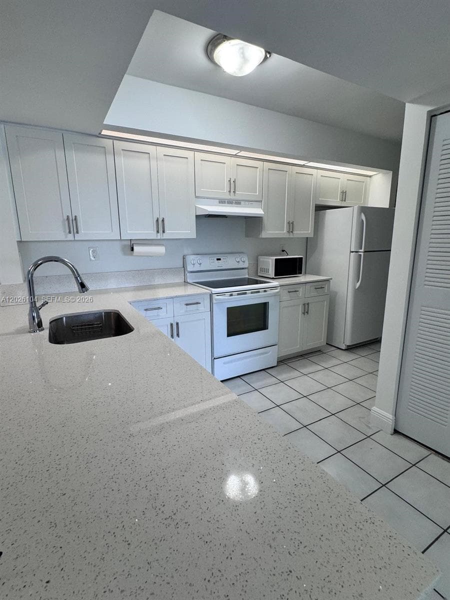 8600 SW 212th St # 308, Cutler Bay FL 33189 photo 5