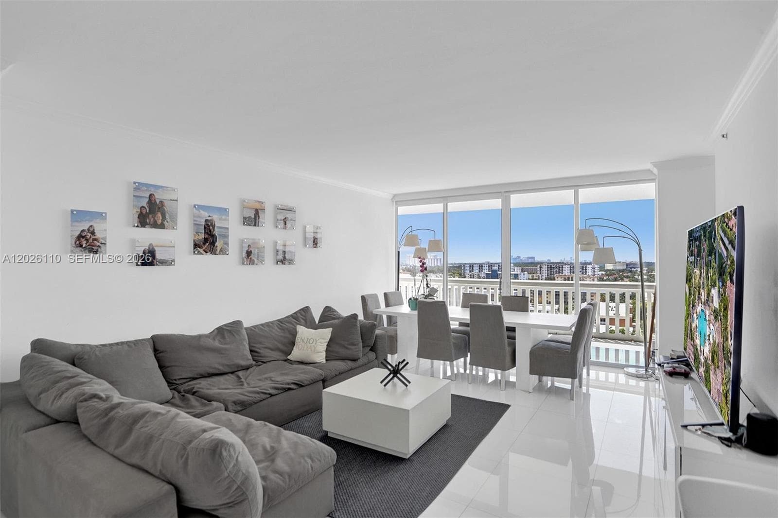 2000 Island Blvd # 1108, Aventura FL 33160 photo 2