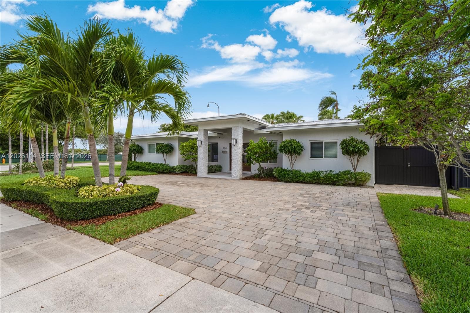 9641 SW 66th St, Miami FL 33173 photo 4