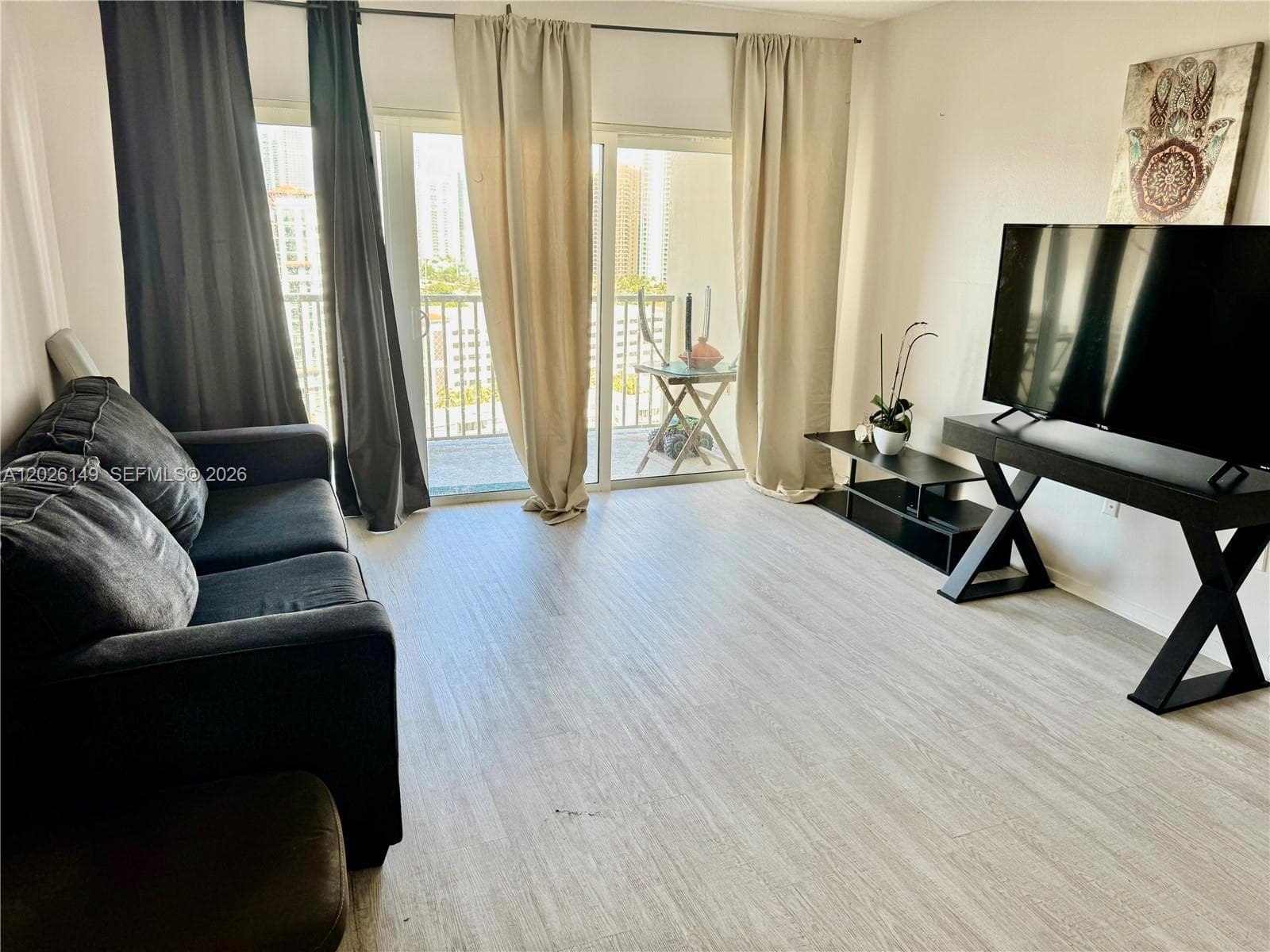 300 Bayview Dr # 1903, Sunny Isles Beach FL 33160 photo 3