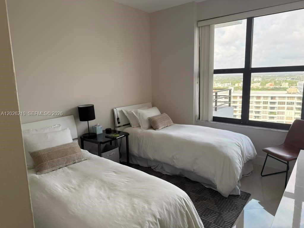 2500 Parkview Dr # 2518, Hallandale Beach FL 33009 photo 4