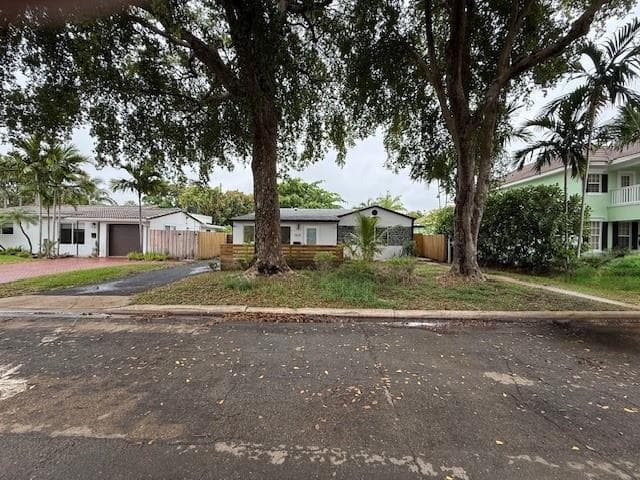 1621-1623 NE 16th Terrace NE, Fort Lauderdale FL 33305 photo 3