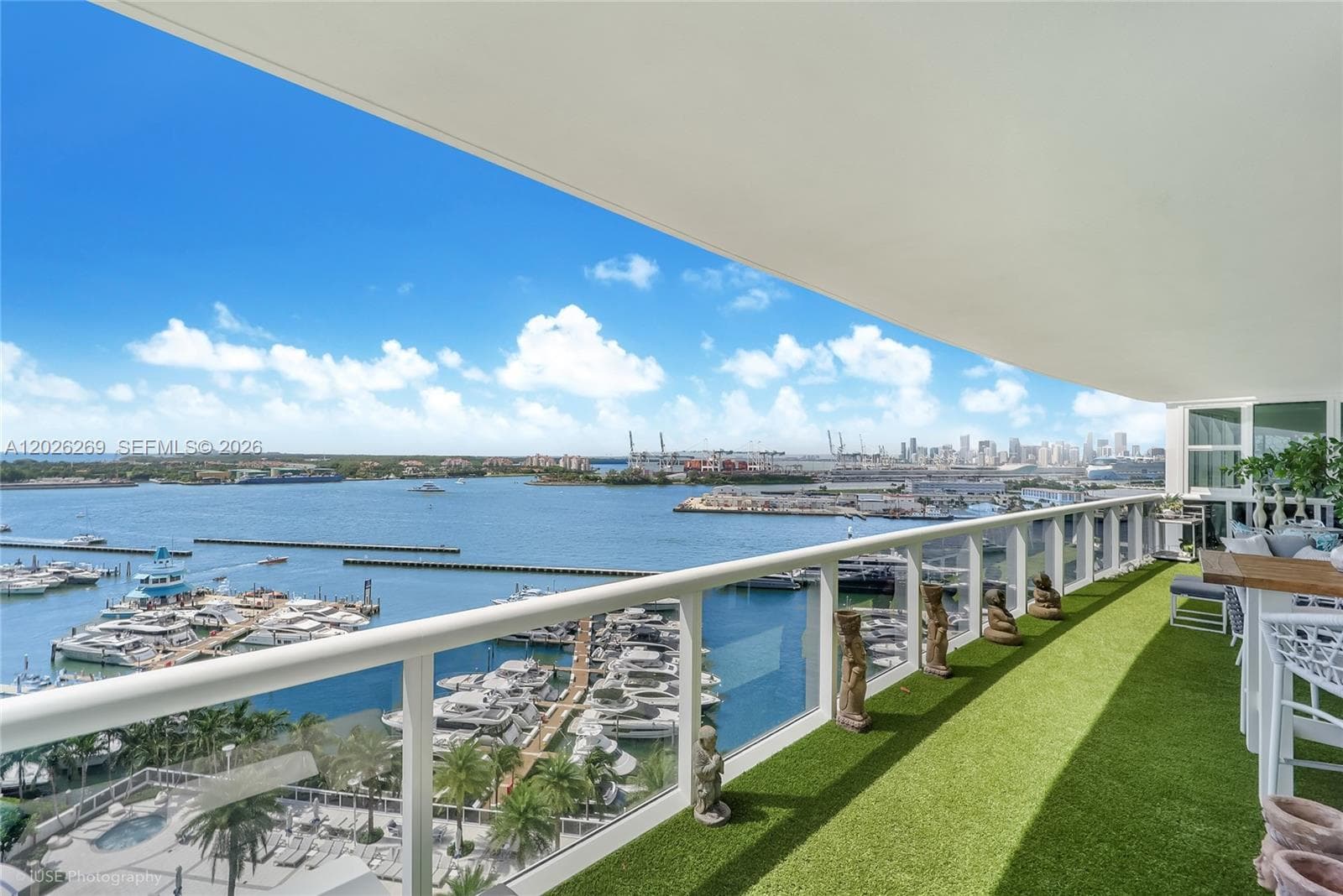 400 Alton Rd # 1506, Miami Beach, FL 33139 photo 2