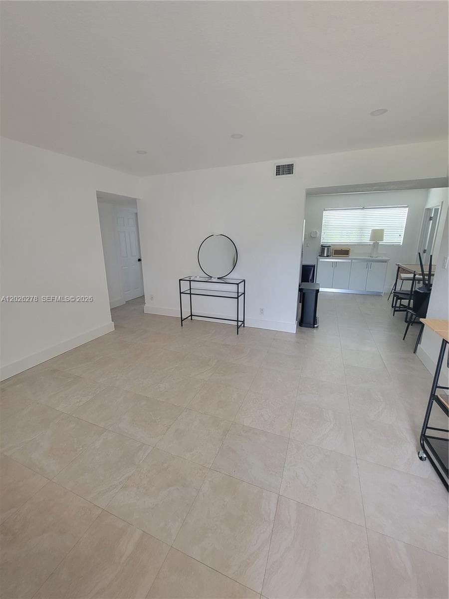 1052 SW 79th Ave # ., Miami, FL 33144 photo 5