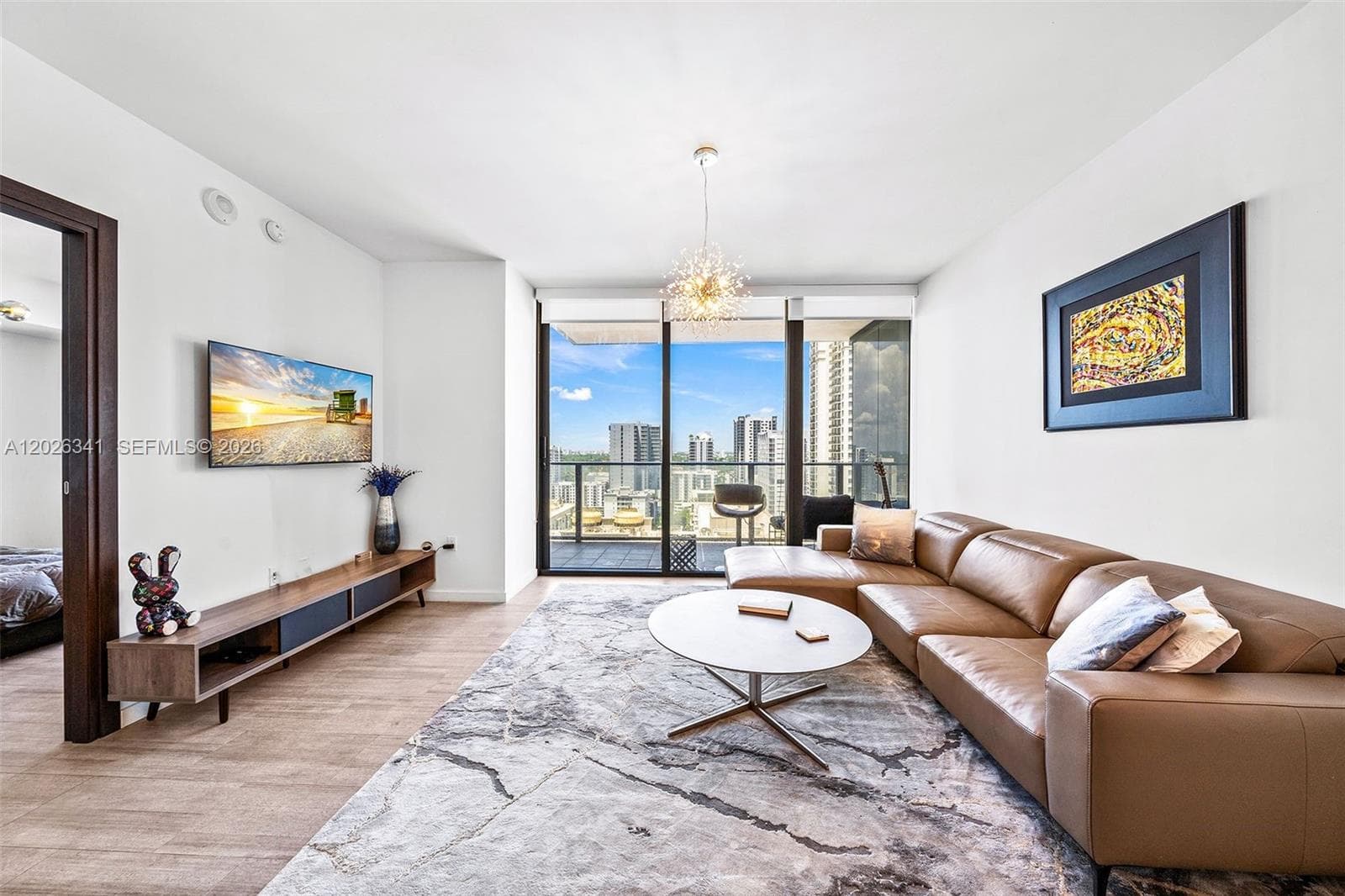 1000 Brickell Plz # 2111, Miami, FL 33131 photo 2