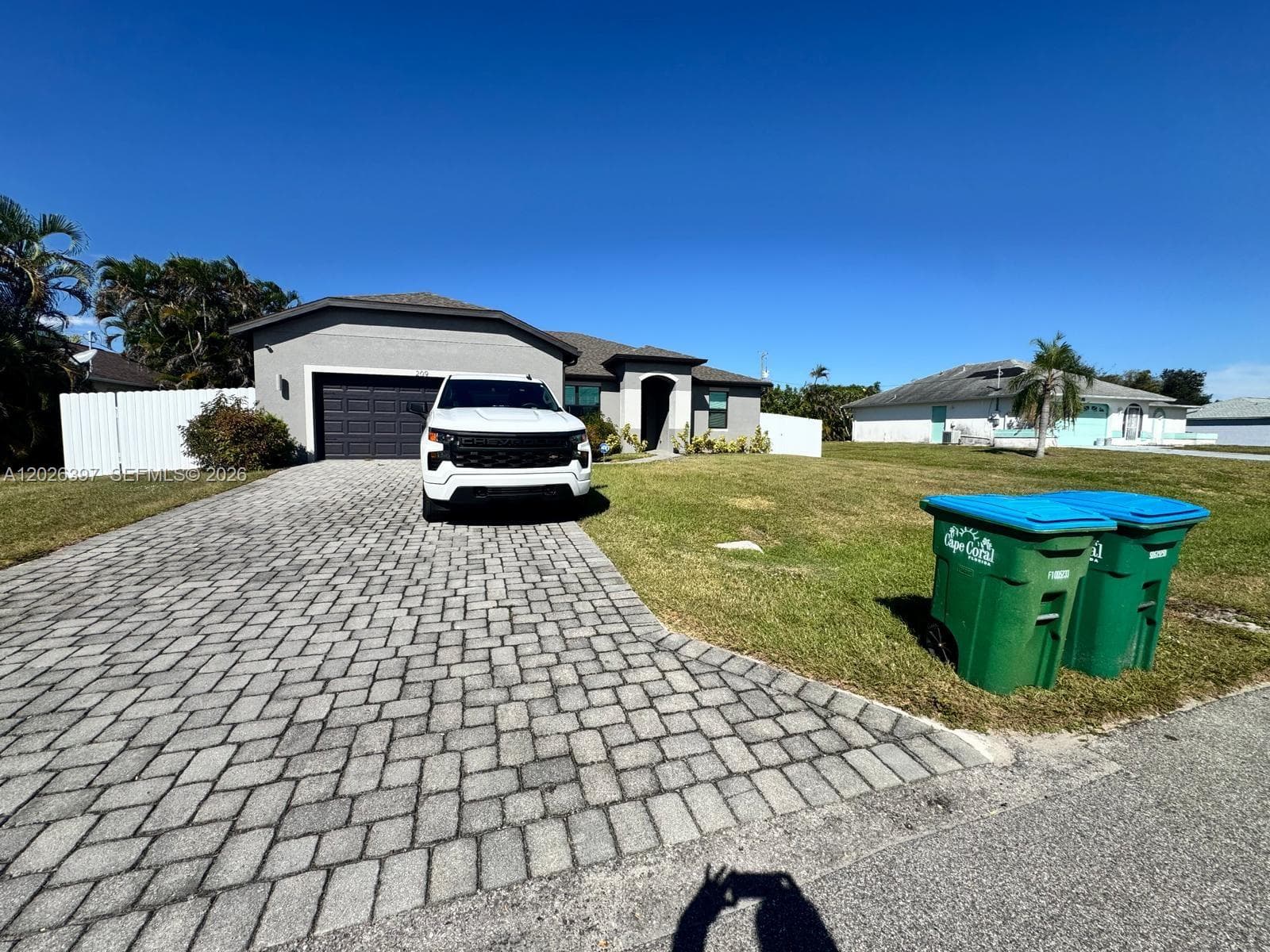 209 SE 26th Ter, Cape Coral FL 33904 photo 4