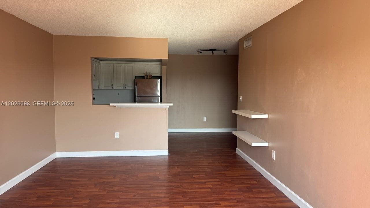 8950 NE 8th Ave # 405, Miami, FL 33138 photo 5