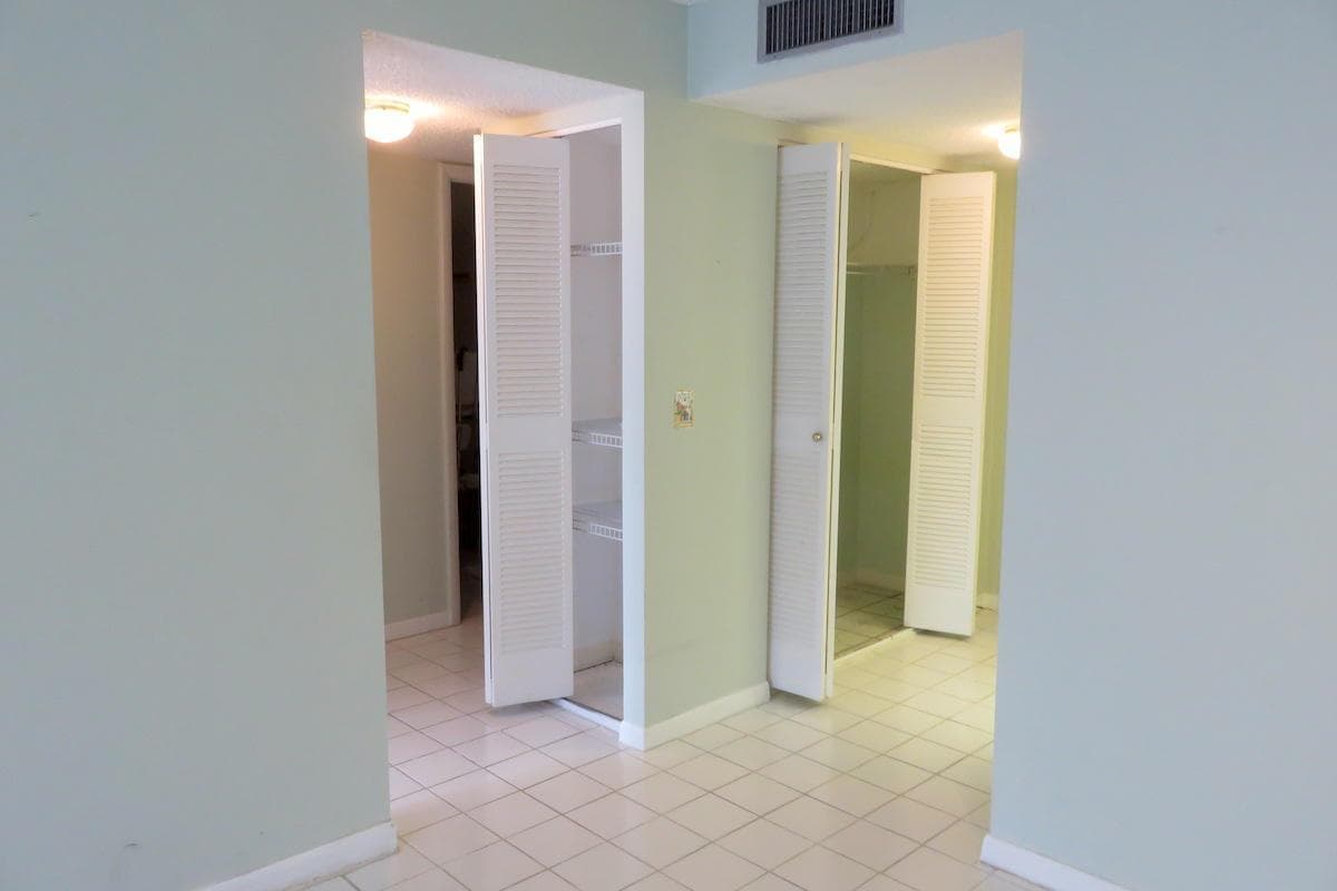 470 Executive Center Drive # 2k, West Palm Beach FL 33401 photo 5