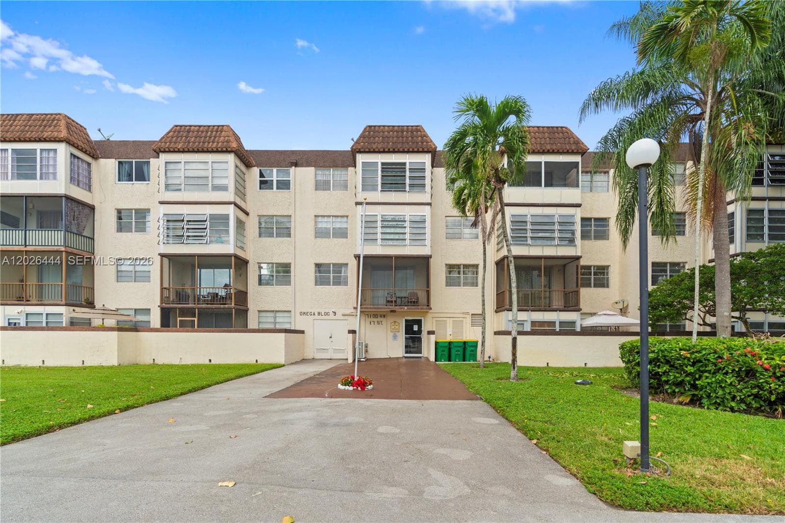 7100 NW 17th St # 219, Plantation FL 33313 photo 2