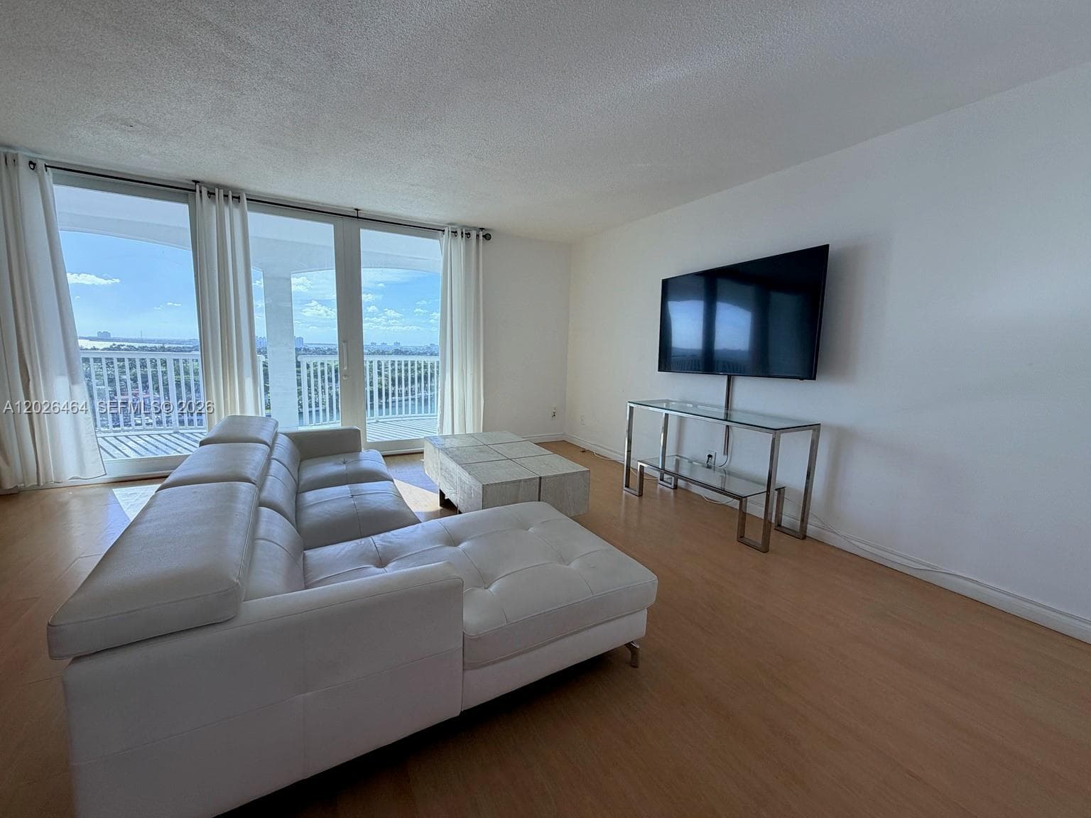 5401 Collins Ave # 1022, Miami Beach FL 33140 photo 4