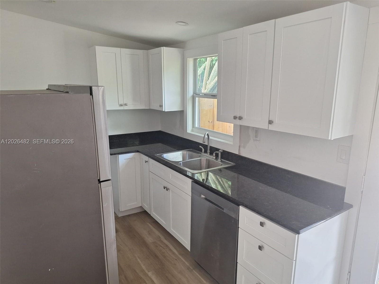 1121 NE 1st Ave # 2, Fort Lauderdale FL 33304 photo 2