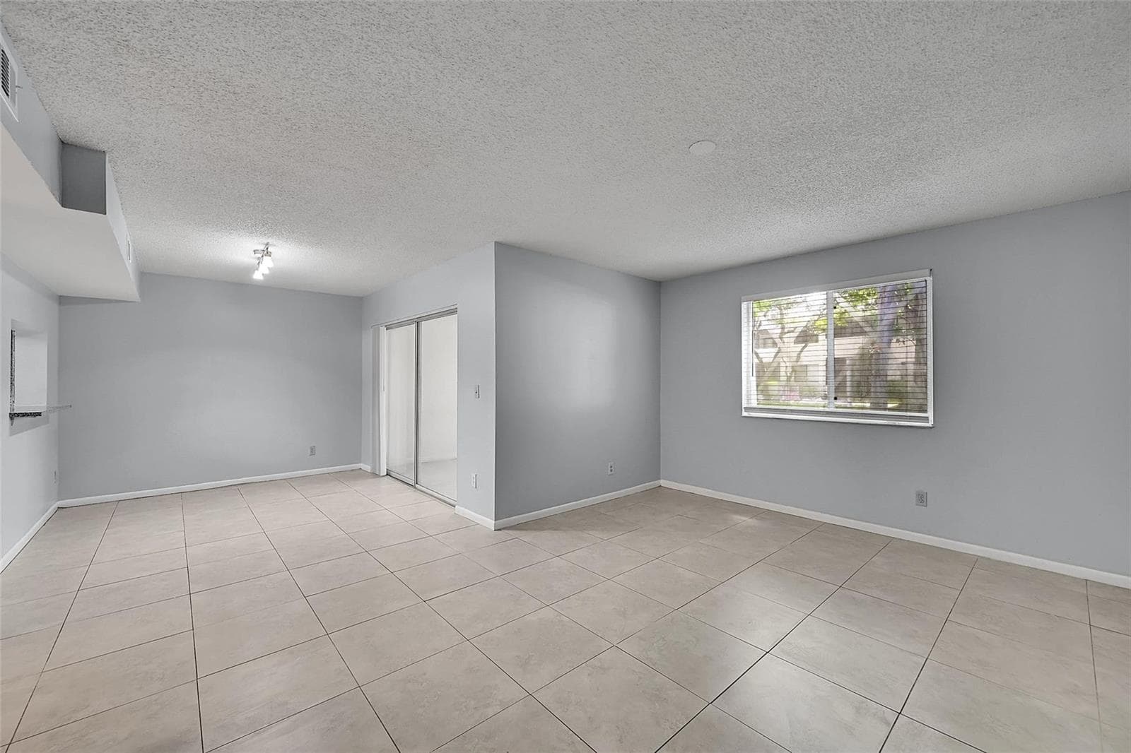 796 NW 91st Terrace, Plantation FL 33324 photo 3