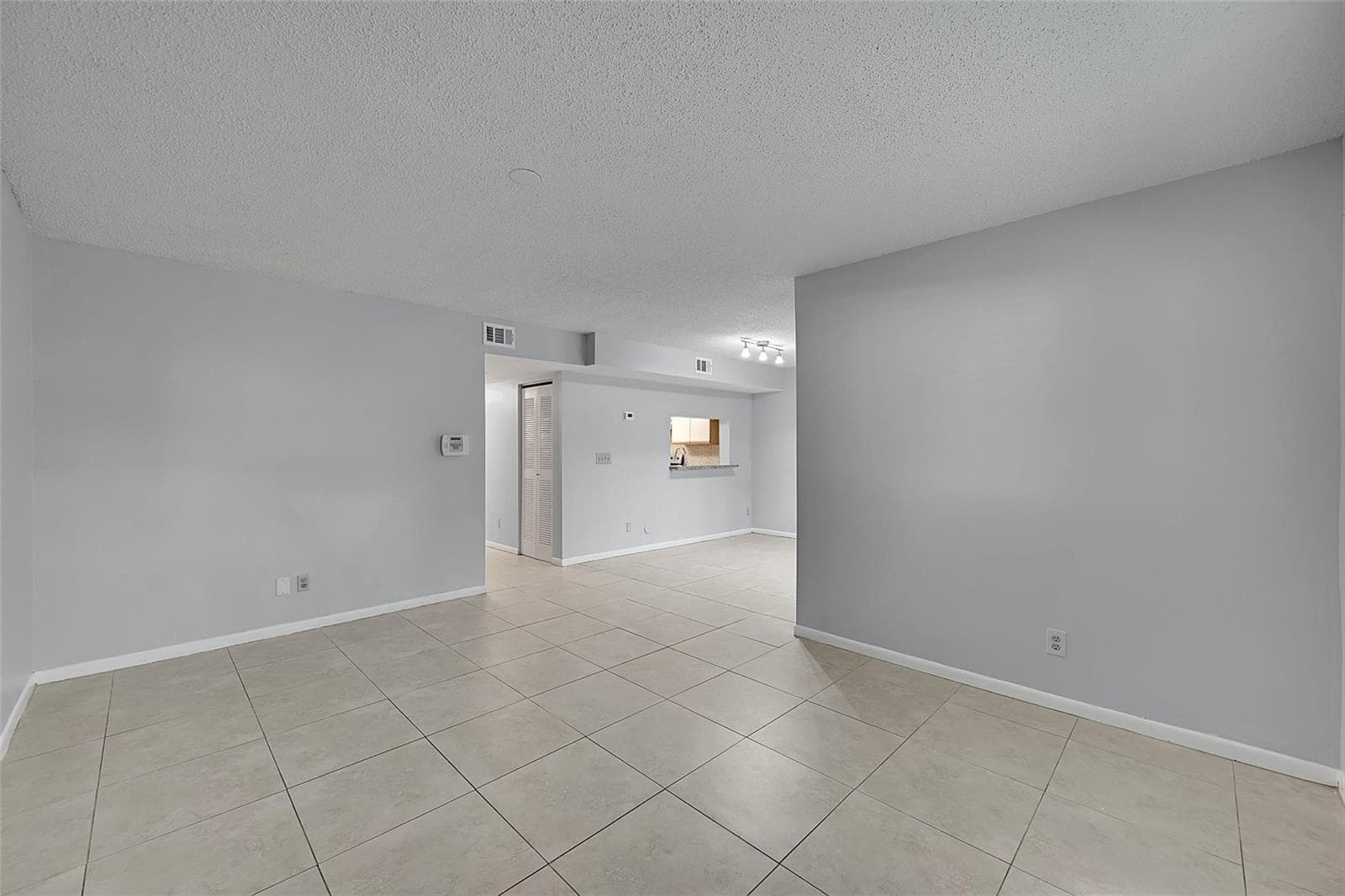 796 NW 91st Terrace, Plantation FL 33324 photo 4