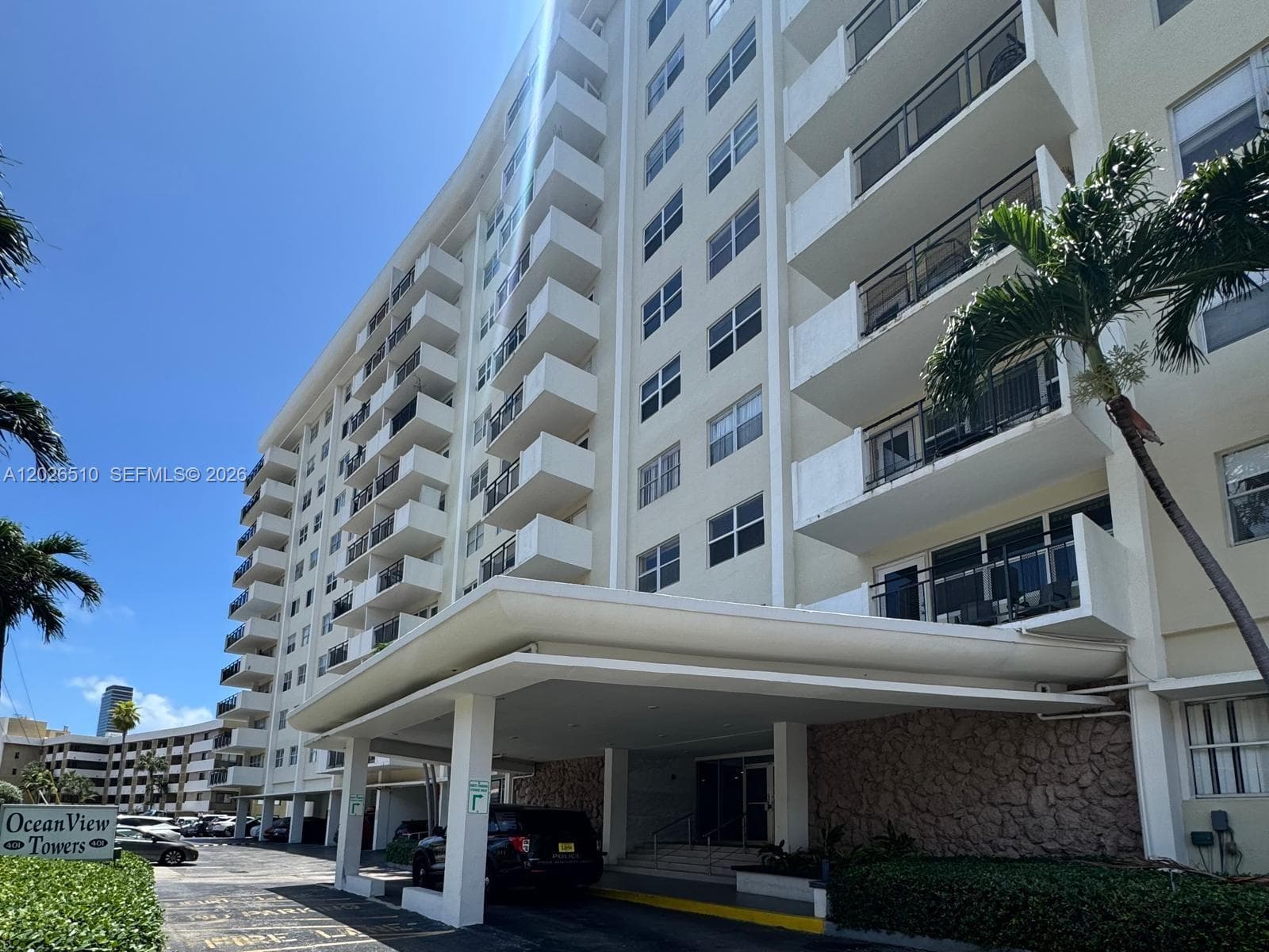 401 Golden Isles Dr # 614, Hallandale Beach FL 33009 photo 2
