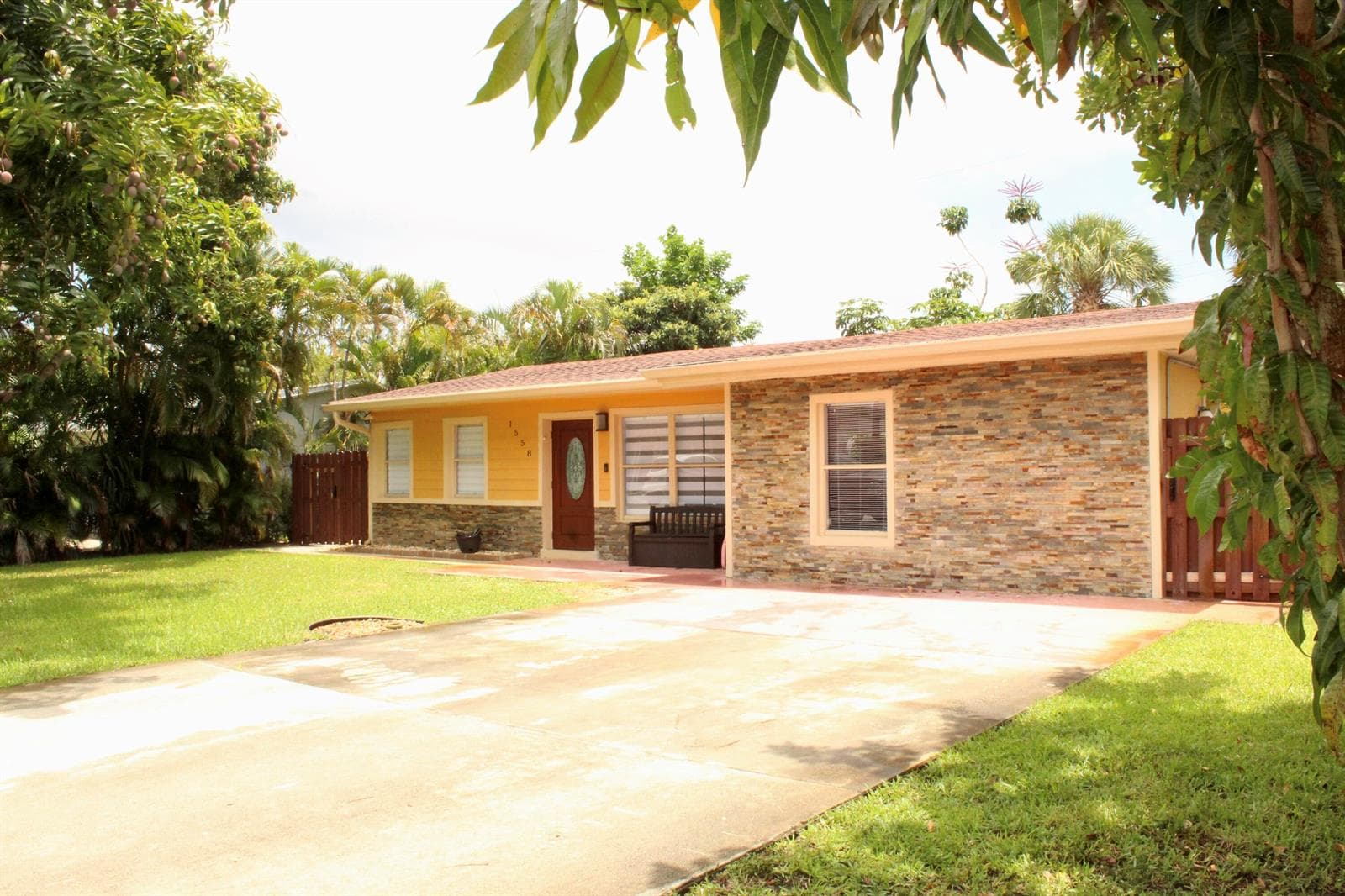 1558 NE 30th Street, Pompano Beach FL 33064 photo 3