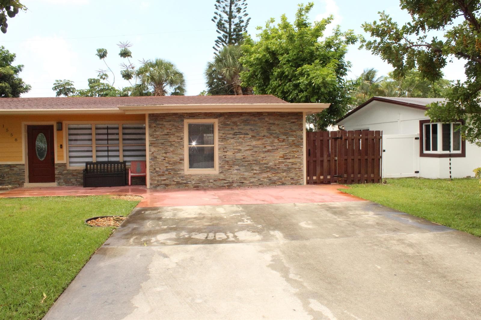 1558 NE 30th Street, Pompano Beach FL 33064 photo 5