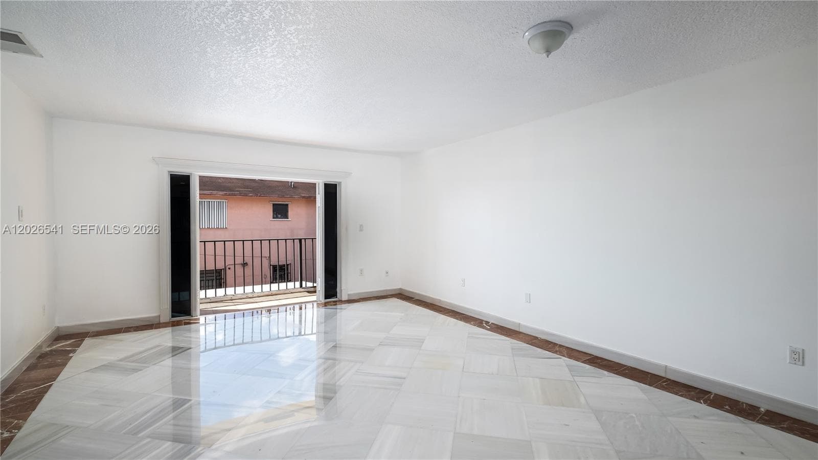 4390 W 12th Ln # 18B, Hialeah FL 33012 photo 5
