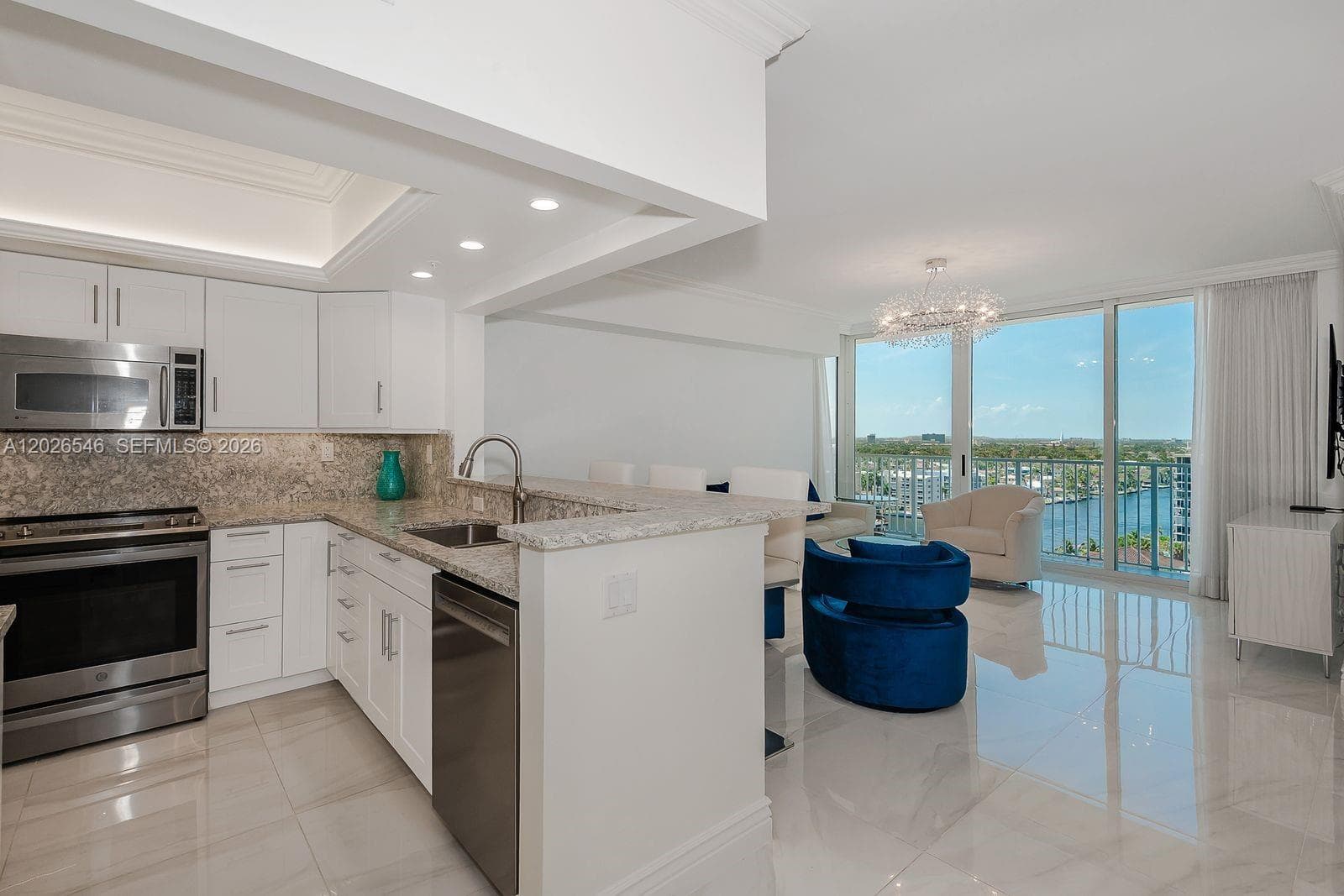 3020 NE 32nd Ave # 1401, Fort Lauderdale FL 33308 photo 2
