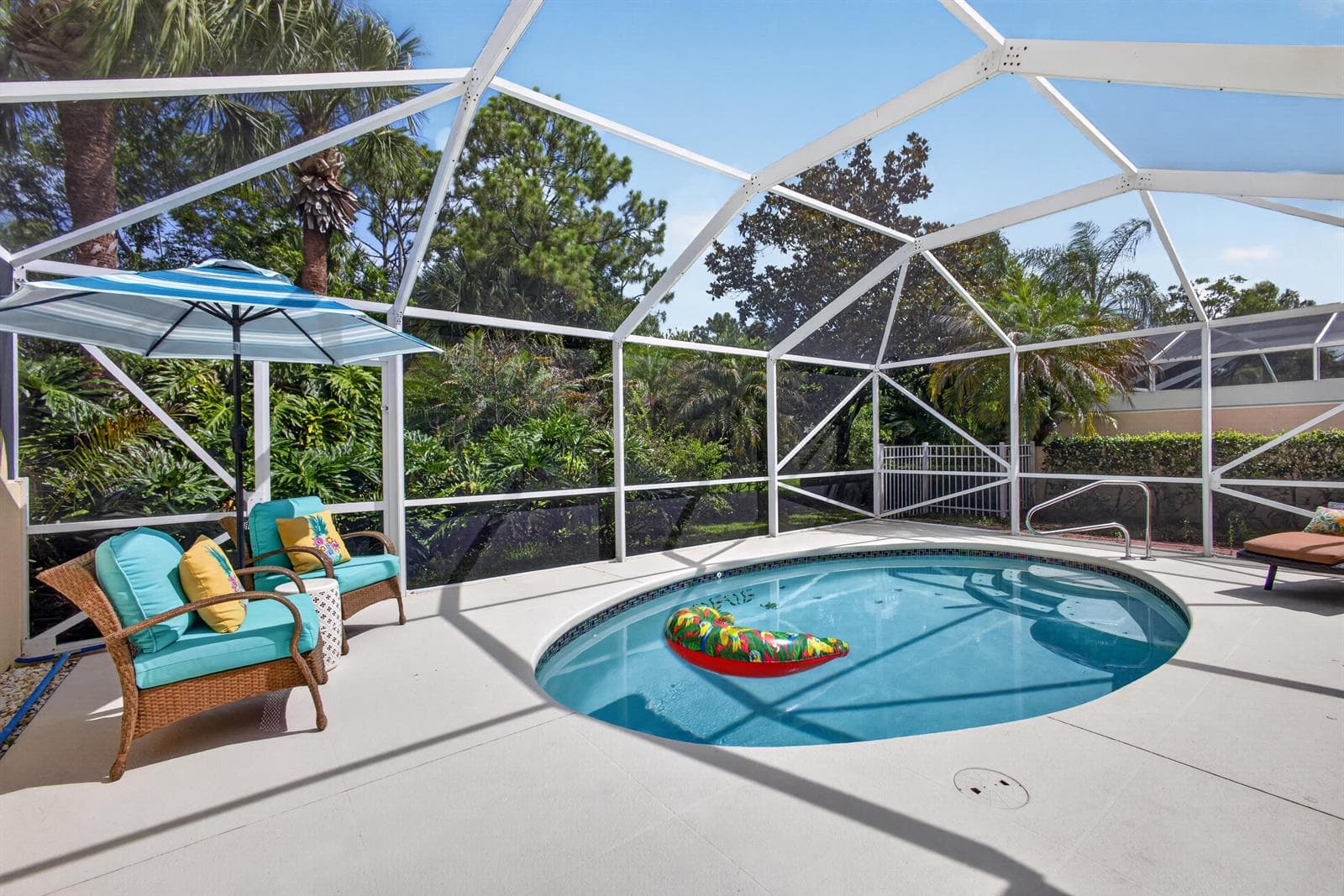 8522 SE Retreat Drive, Hobe Sound FL 33455 photo 2