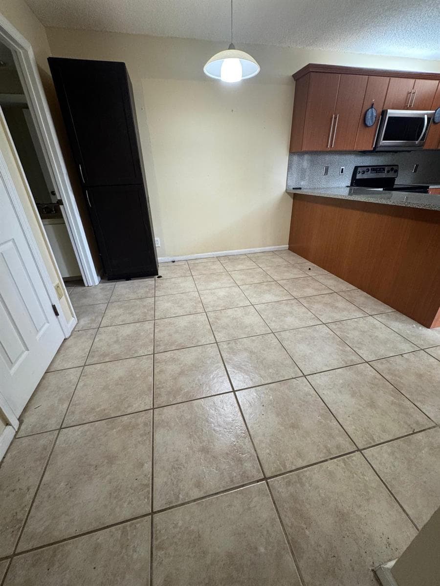 730 NW 98th Circle, Plantation FL 33324 photo 4