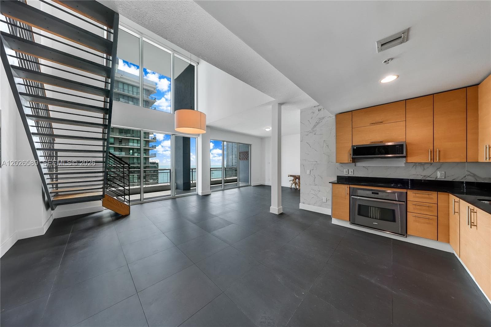 60 SW 13th St # 4404, Miami FL 33130 photo 2