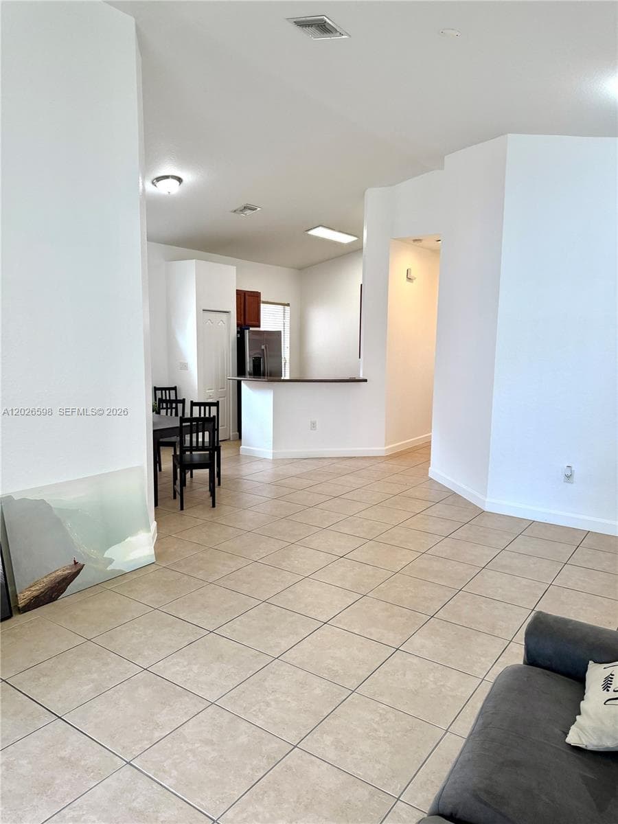 3951 NE 11th Dr, Homestead FL 33033 photo 4