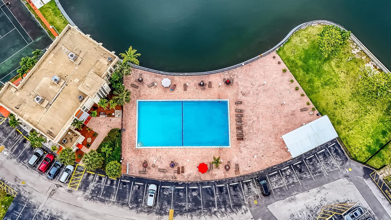 2000 Atlantic Shores Boulevard # 410, Hallandale Beach FL 33009 photo 2