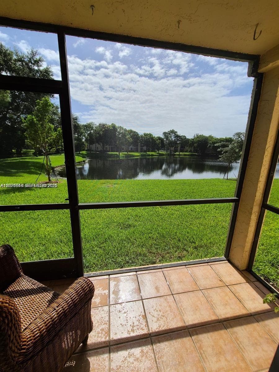 165 NW 93rd Ave # 102, Pembroke Pines FL 33024 photo 2