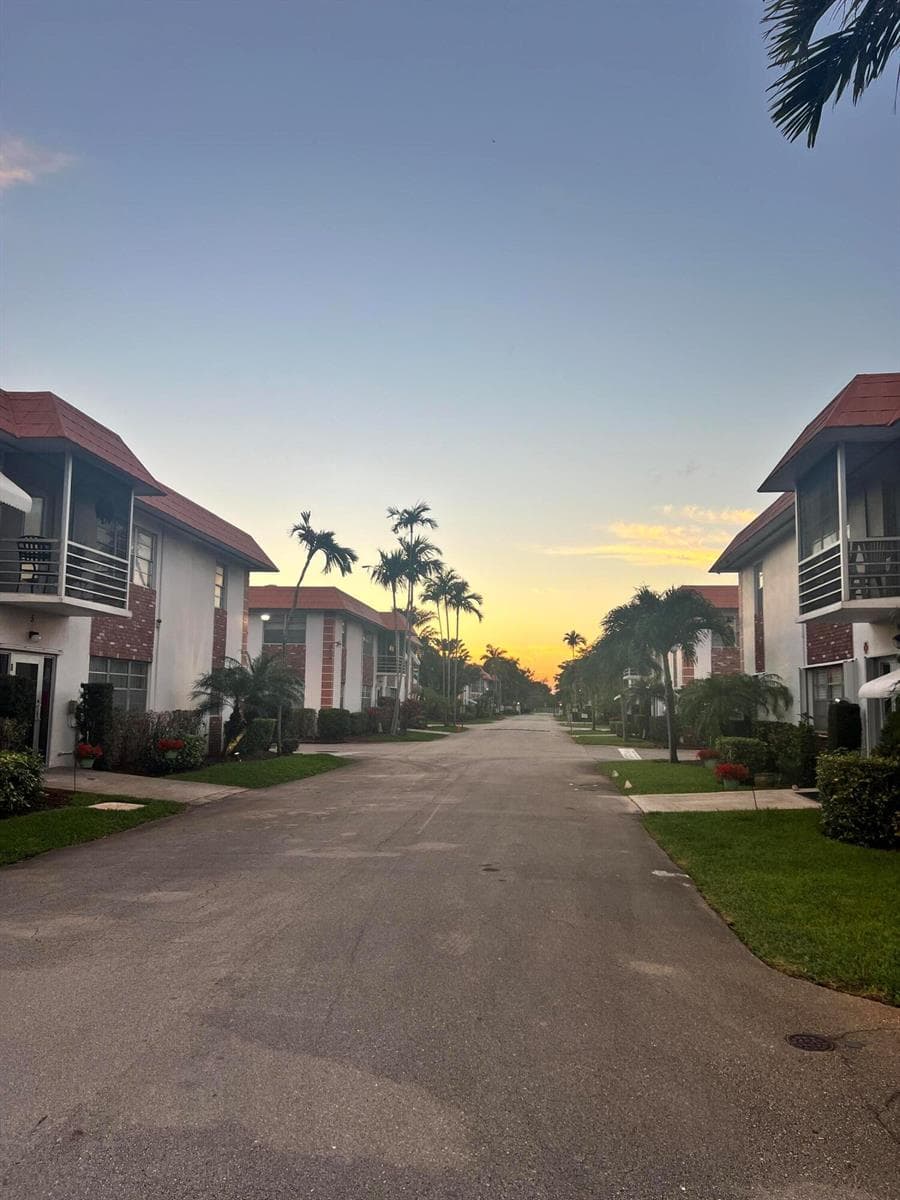 3550 NW 8th Avenue # 404, Pompano Beach, FL 33064 photo 3