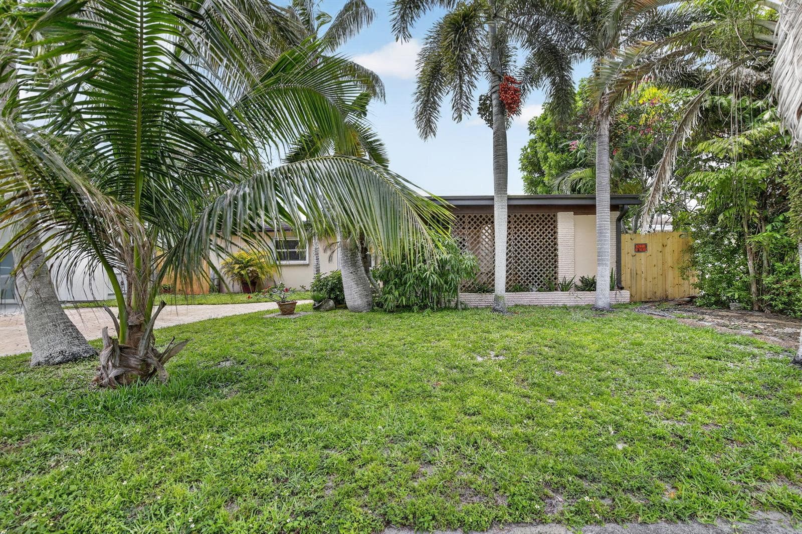 7140 Meade Street, Hollywood FL 33024 photo 2