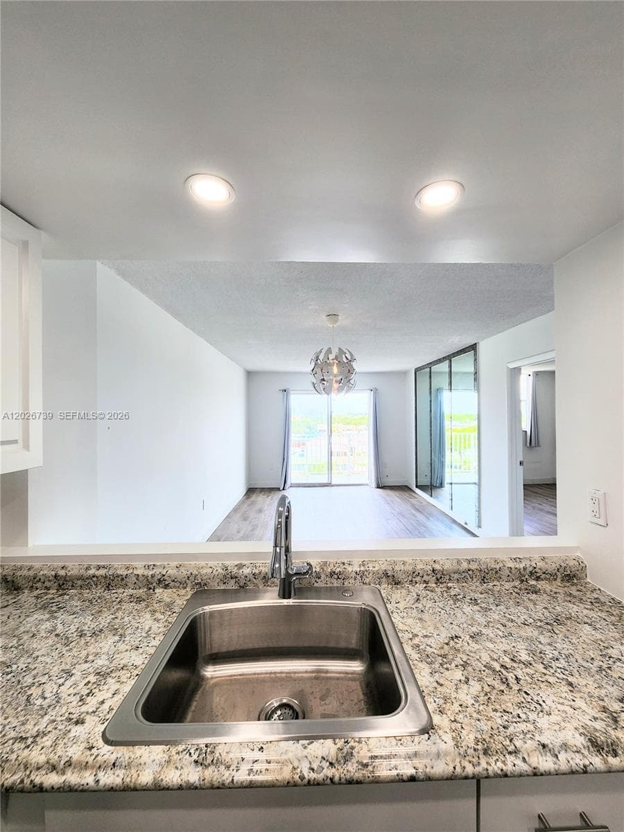 16465 NE 22nd Ave # 610, North Miami Beach FL 33160 photo 4