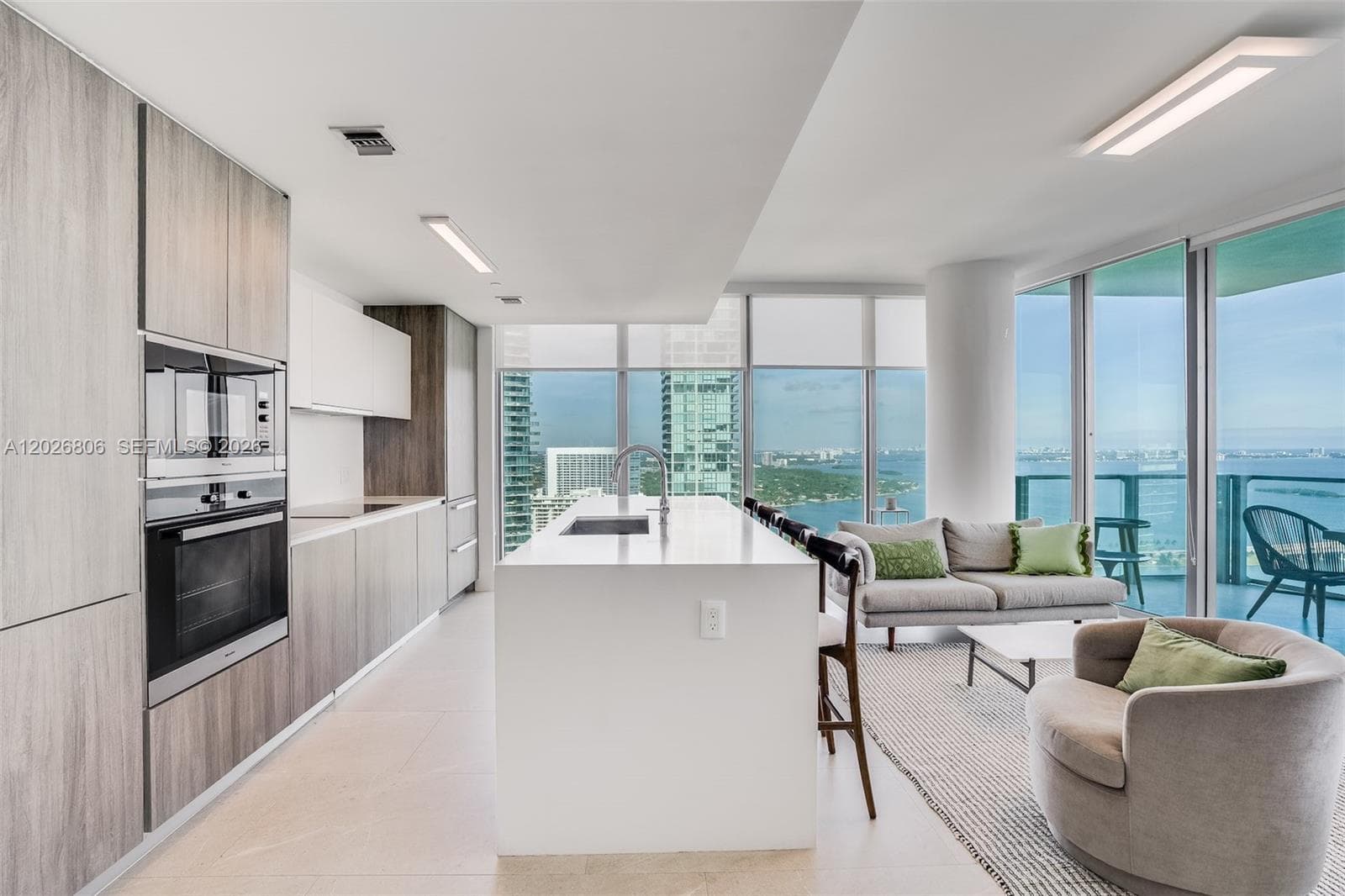 2900 NE 7th Ave # 3702, Miami FL 33137 photo 2