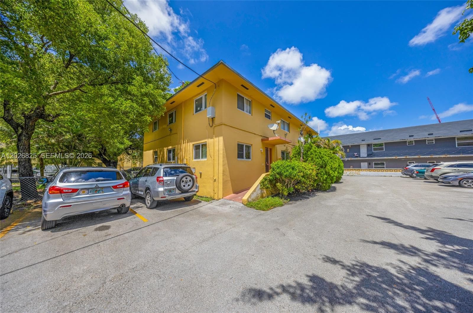 840 NW 4th St, Miami FL 33128 photo 2