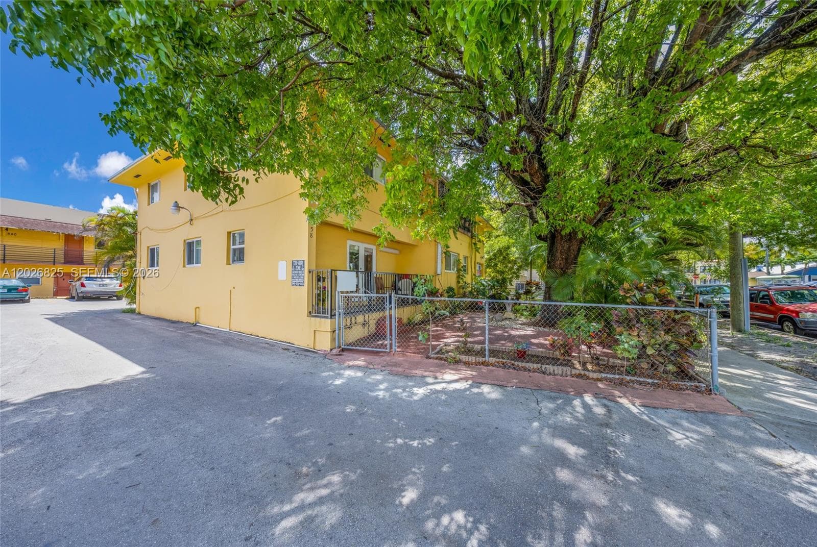 840 NW 4th St, Miami FL 33128 photo 4