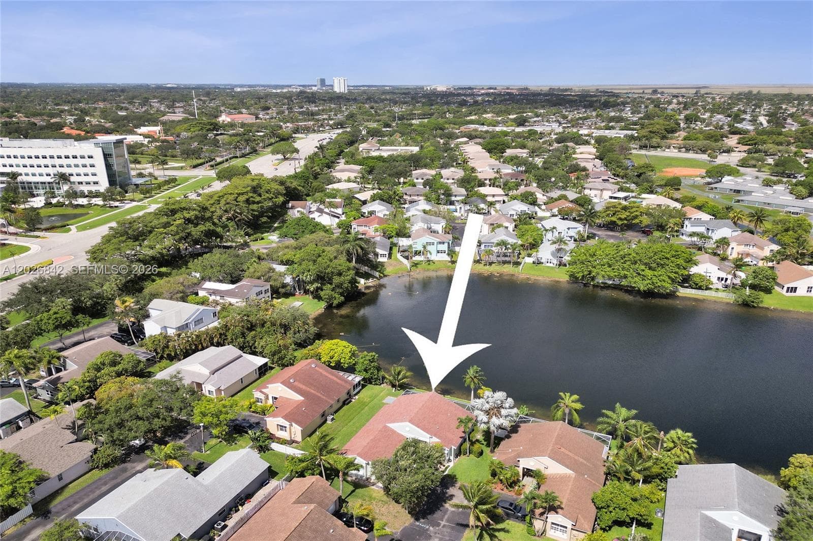 10639 Lago Welleby Dr, Sunrise FL 33351 photo 2