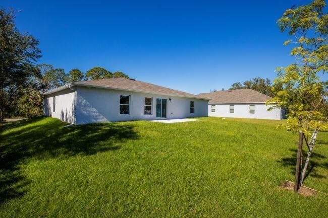 462 Hazel Street, Sebastian FL 32958 photo 2