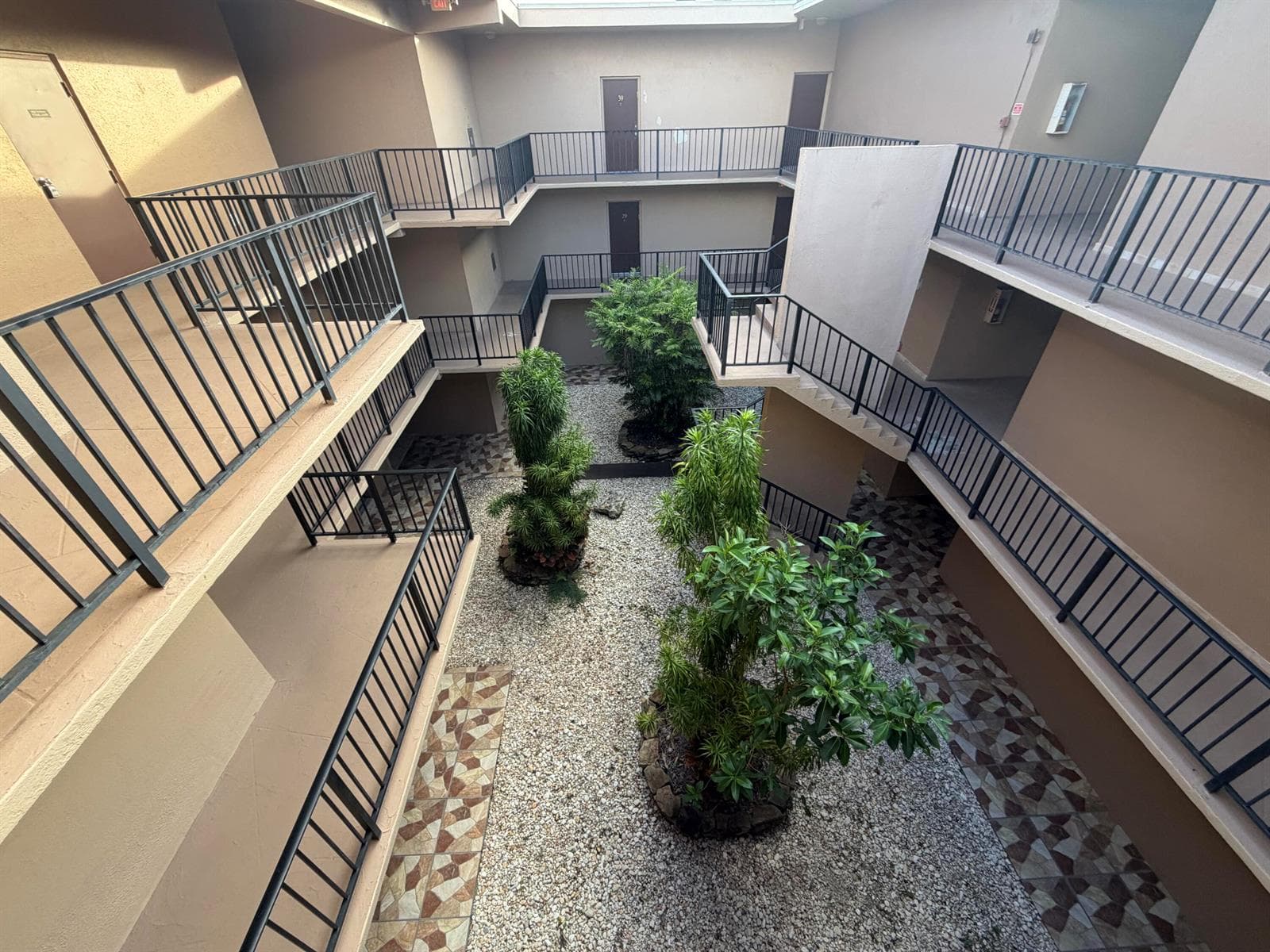 4040 N Hills Drive # 35, Hollywood FL 33021 photo 3