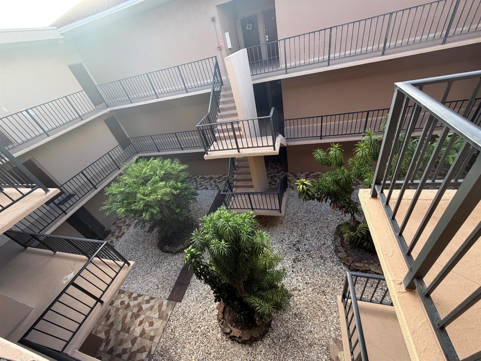 4040 N Hills Drive # 35, Hollywood FL 33021 photo 4